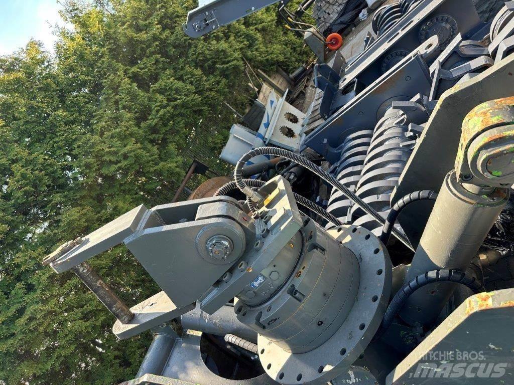 Sennebogen 735 M Avfalls / industri hantering