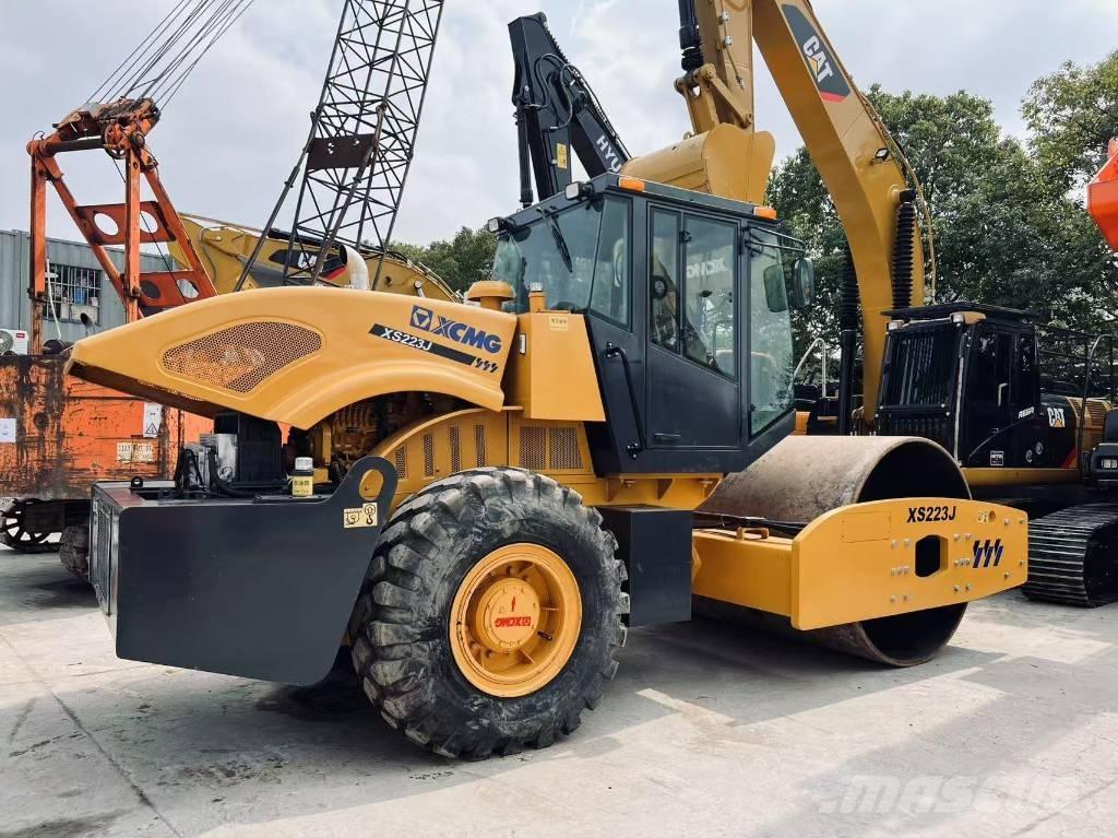 XCMG XS 223 J Envalsvältar