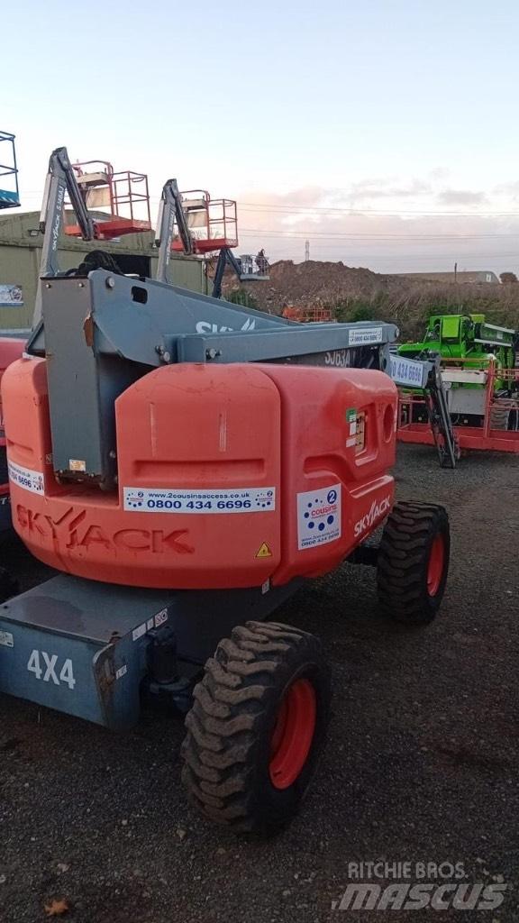 SkyJack SJ 63 AJ Bomliftar