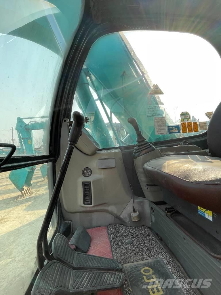 Kobelco SK 135 SR LC Bandgrävare