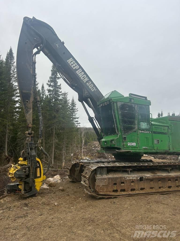 John Deere 903 K Skördare
