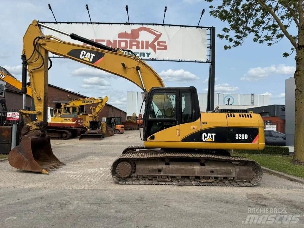 CAT 320DL Bandgrävare