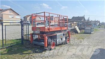 SkyJack SJ6832RTE Saxliftar