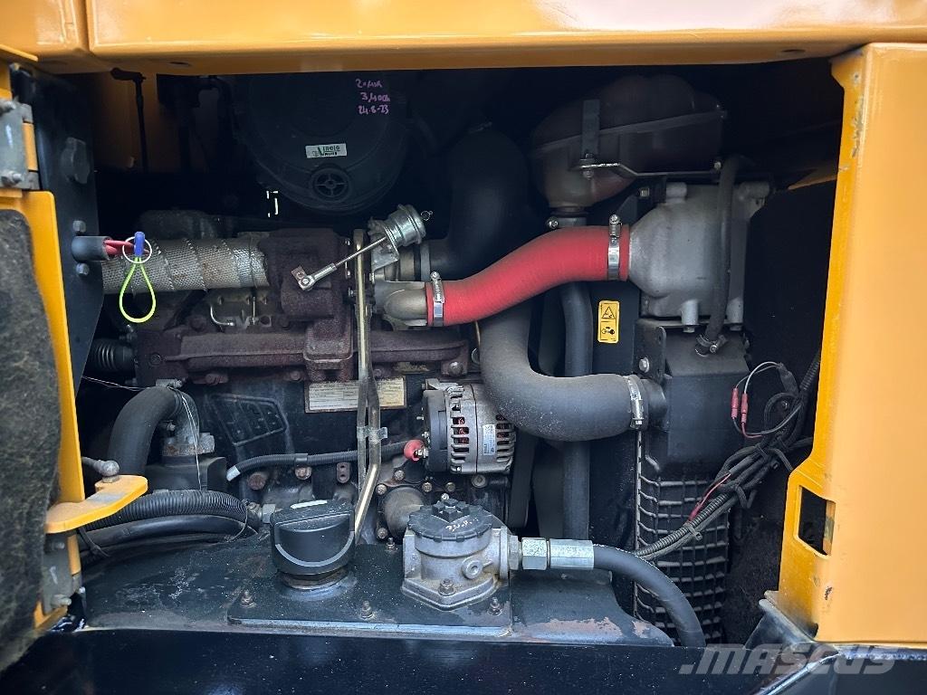 JCB 9TFT Minidumprar