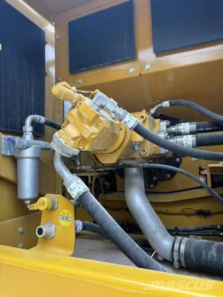 CAT 336 GC Bandgrävare