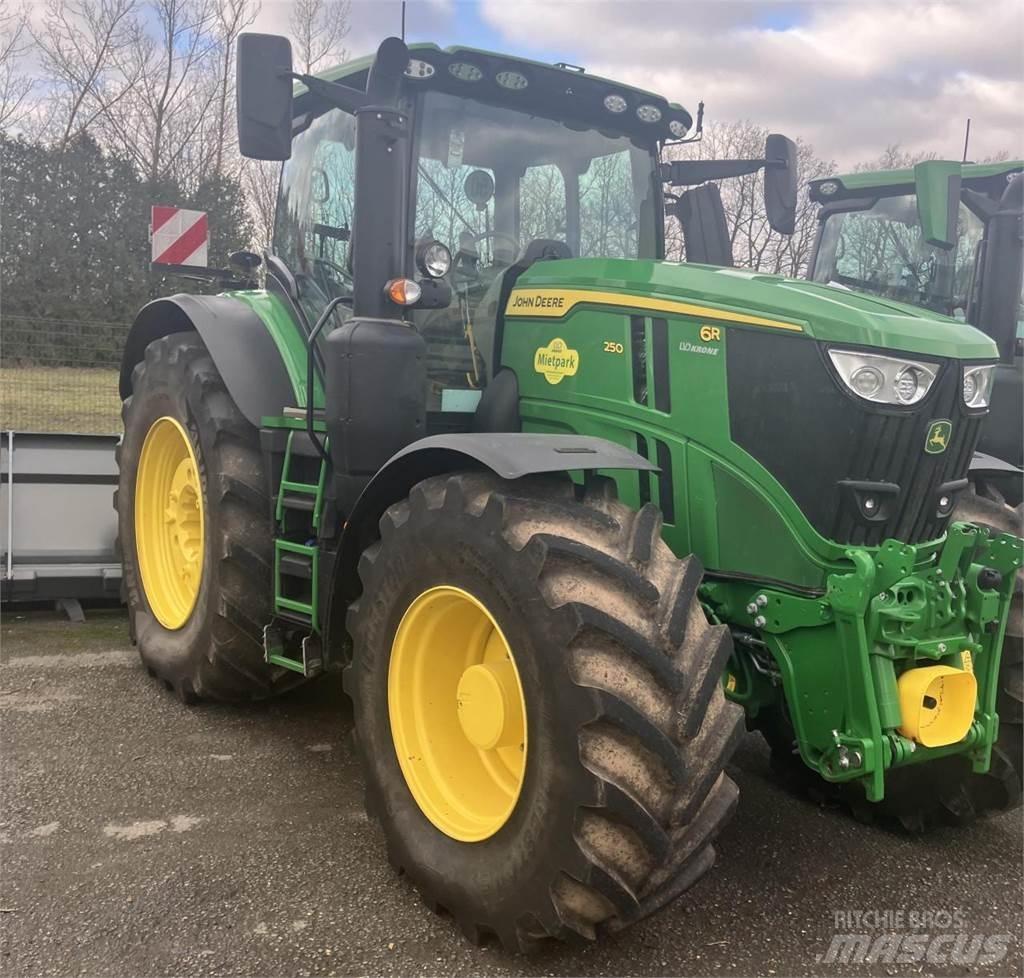 John Deere 6R 250 Traktorer