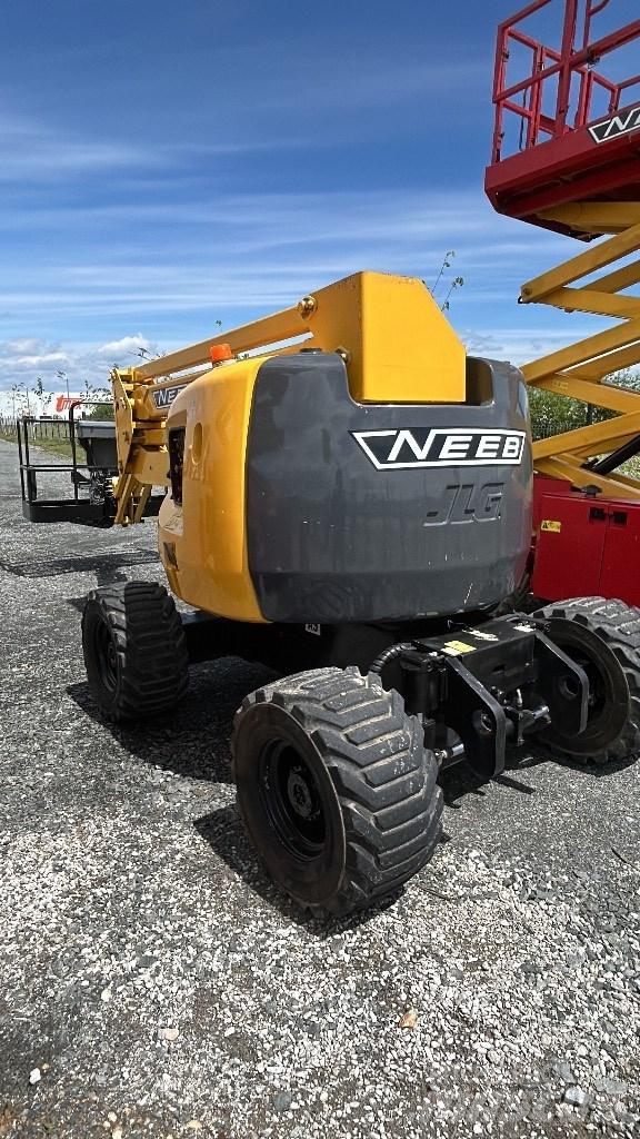 JLG 450 AJ Bomliftar
