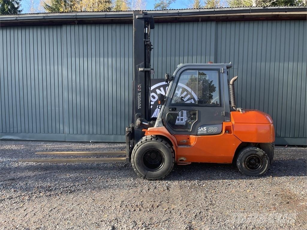Toyota 42-7 FD A 50 Dieselmotviktstruckar