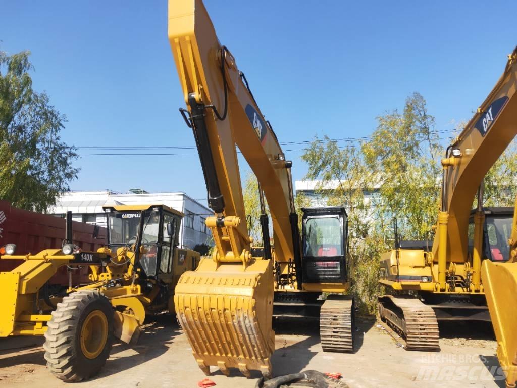 CAT 330 D Bandgrävare