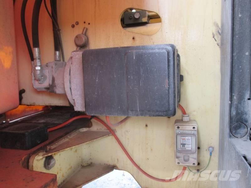 JLG 460 SJ Teleskop bomliftar