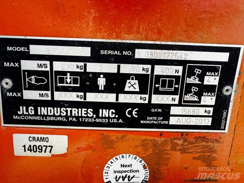 JLG 800AJ Bomliftar