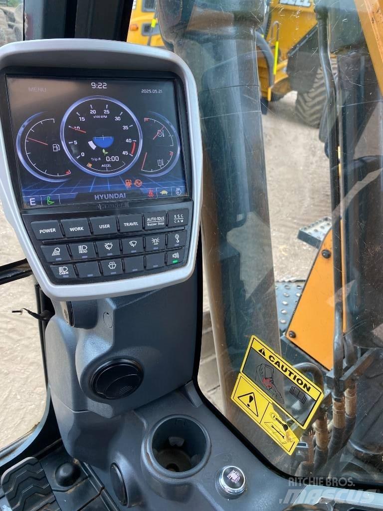 Hyundai HX130 LCR Bandgrävare