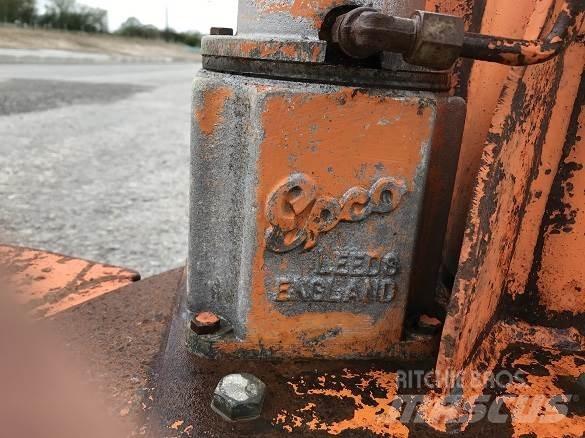  ENGINE HOIST Entreprenad - Övrigt