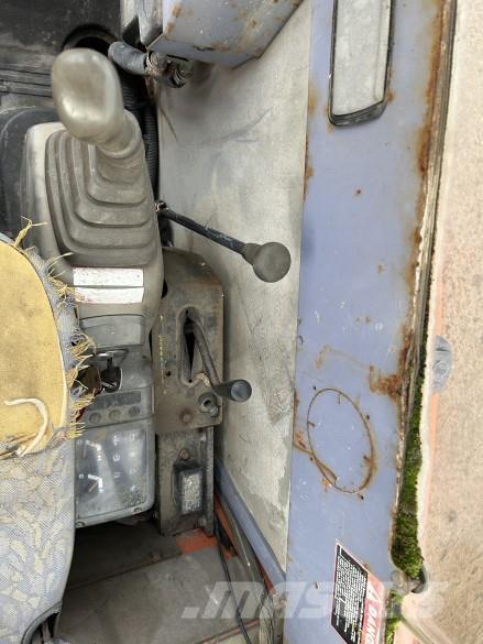 Hitachi EX30-2 Entreprenad - Övrigt