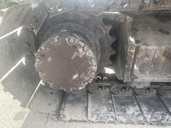 Hitachi ZX225 Bandgrävare