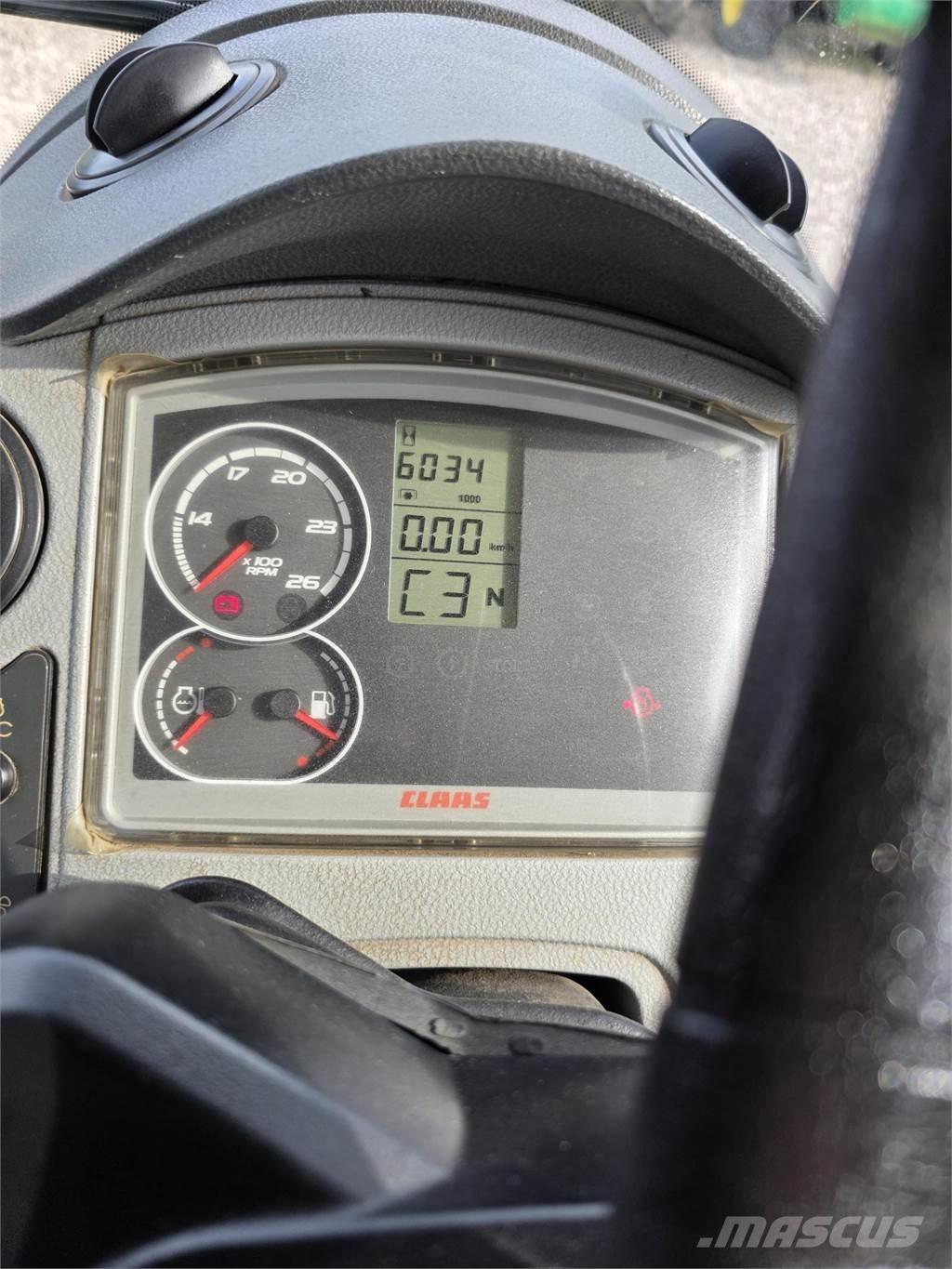 CLAAS Arion 620C Traktorer