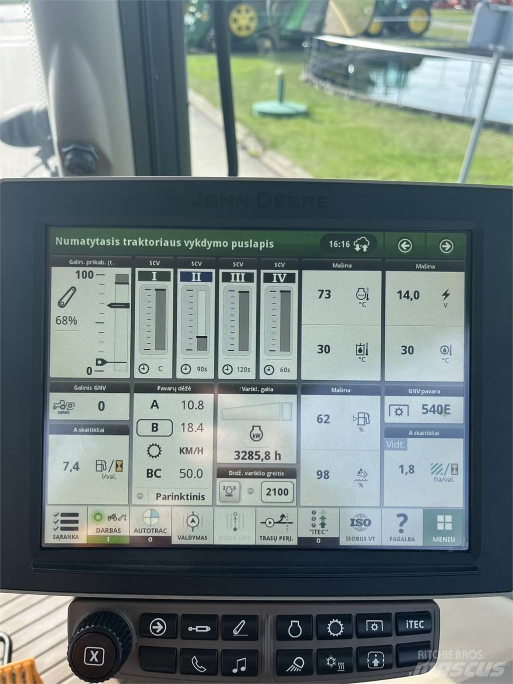 John Deere 6215R Traktorer