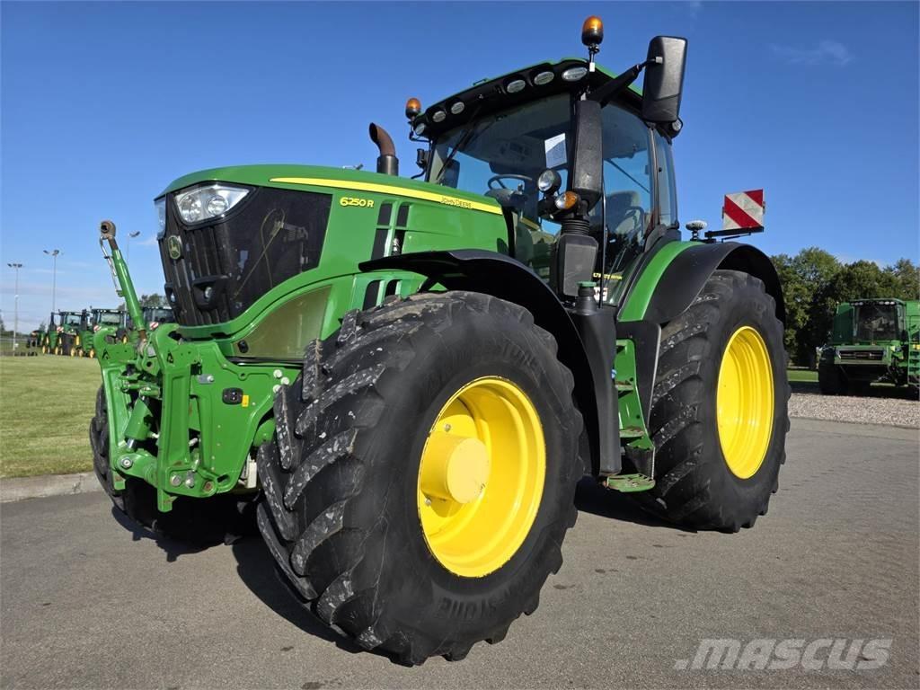 John Deere 6250R Traktorer