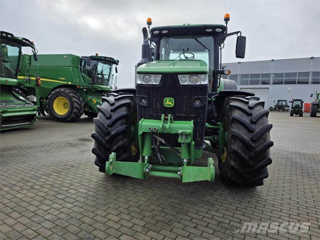 John Deere 8320R Traktorer