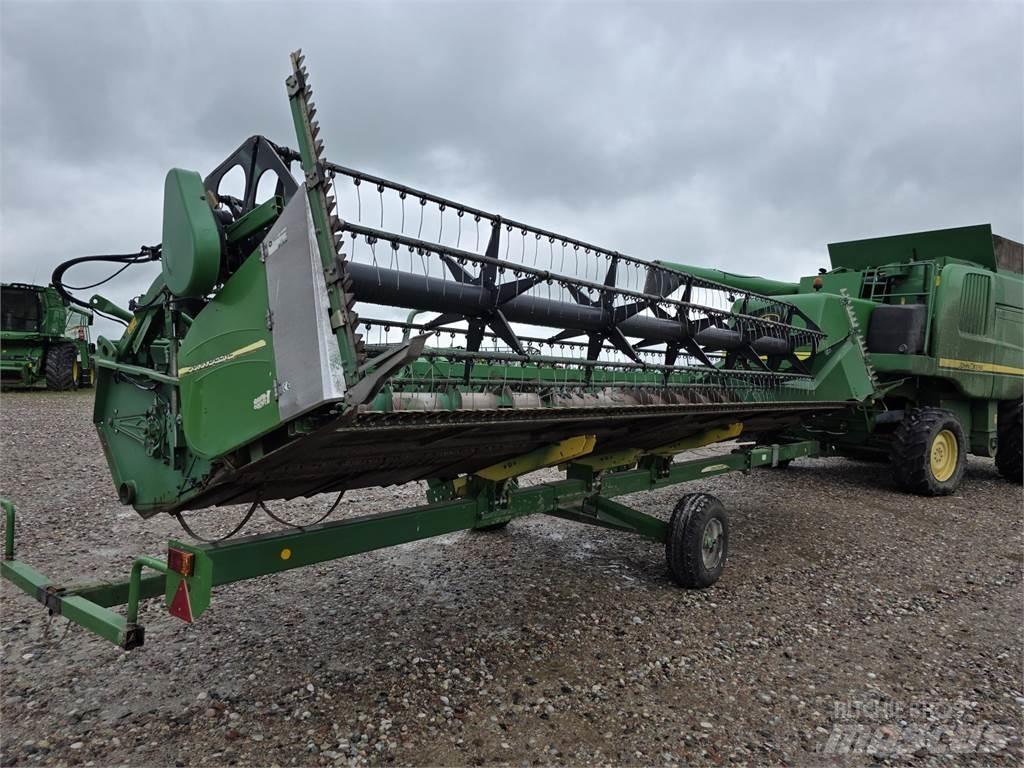 John Deere T670 Skördetröskor