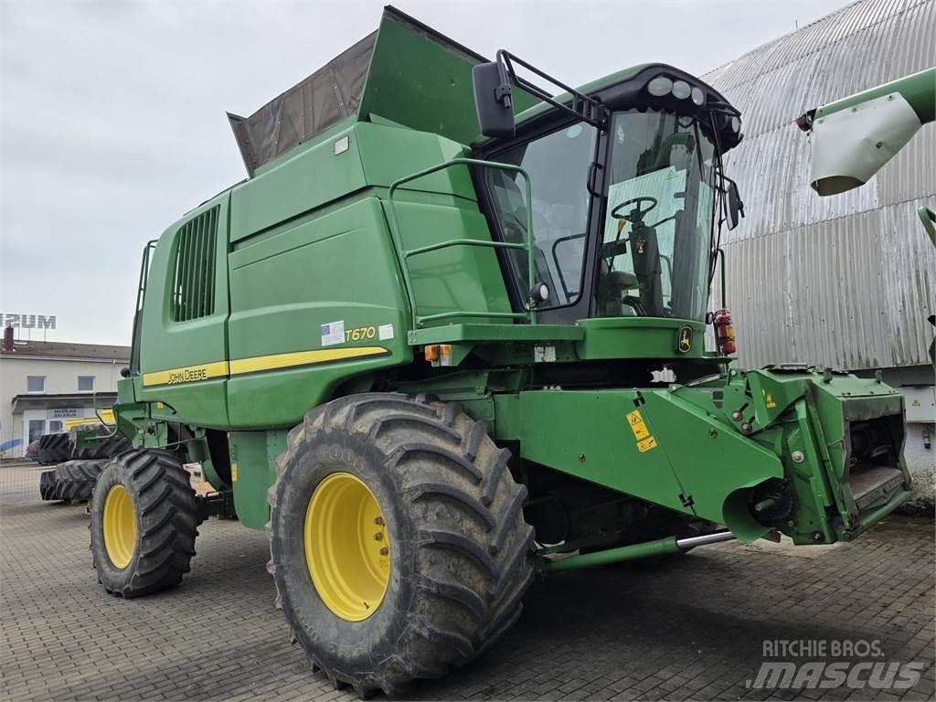 John Deere T670 Skördetröskor