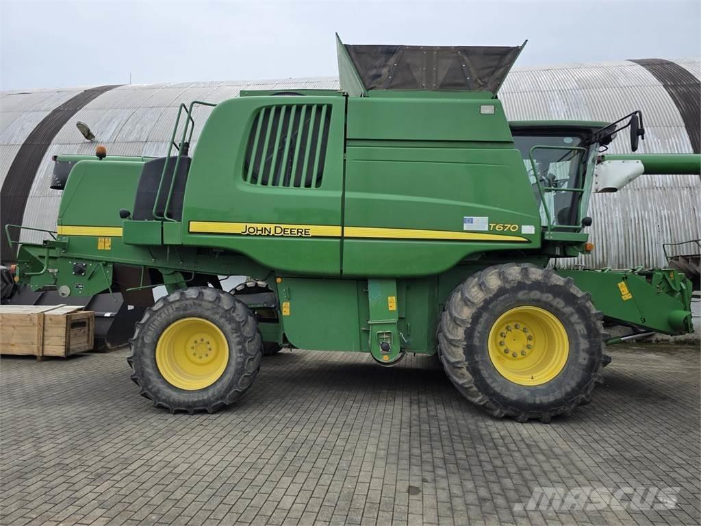 John Deere T670 Skördetröskor