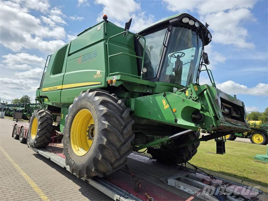 John Deere T670 Skördetröskor