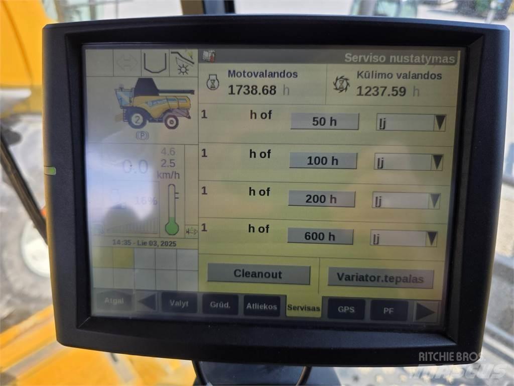 New Holland CX8.85 Skördetröskor