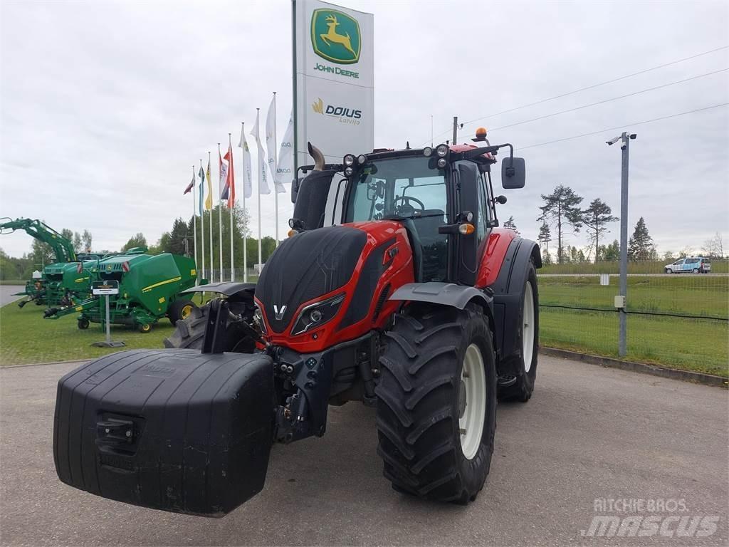 Valtra T234 Traktorer