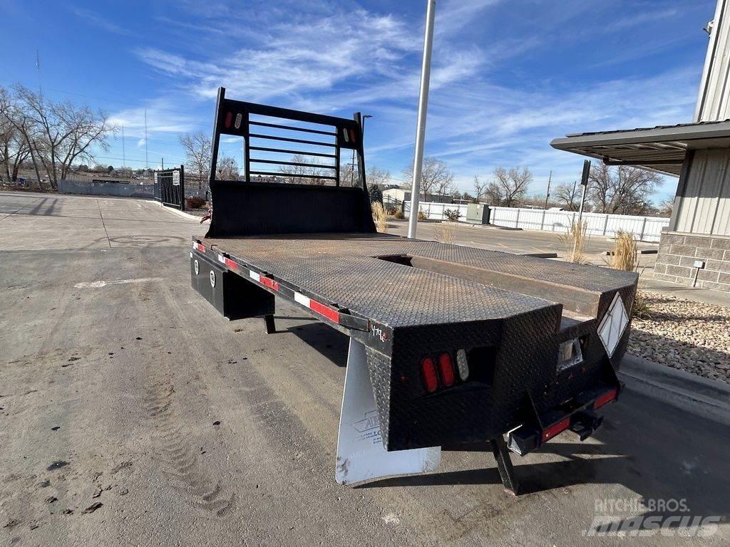  Custom 11 FT Plattformar