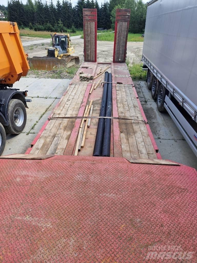 Bandit 75 XL Låg lastande semi trailer