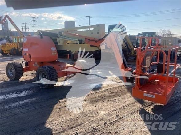 JLG 450AJ II Bomliftar