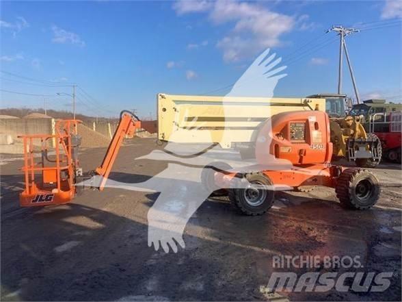 JLG 450AJ II Bomliftar