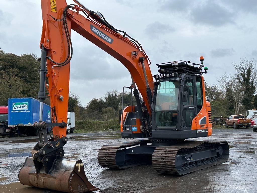 Doosan DX 140 LCR Bandgrävare