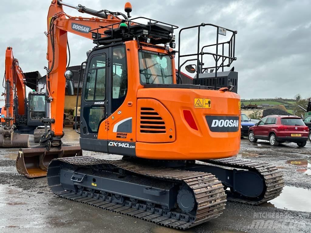 Doosan DX 140 LCR Bandgrävare