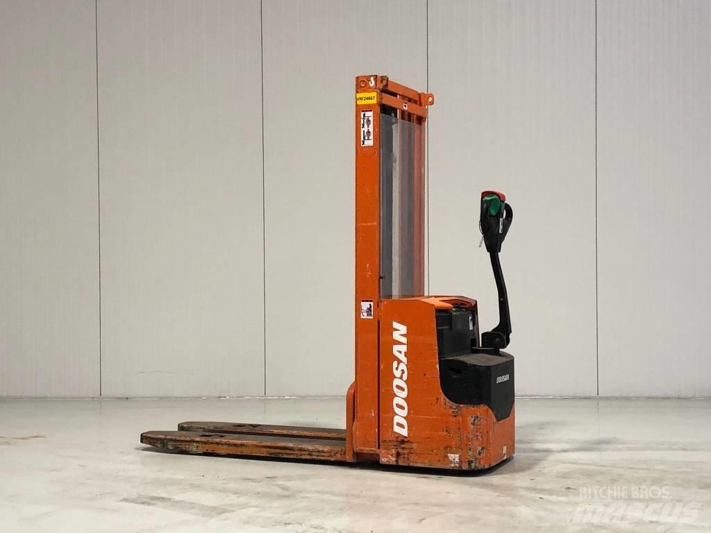 Doosan LEDS12.5C Staplare-led