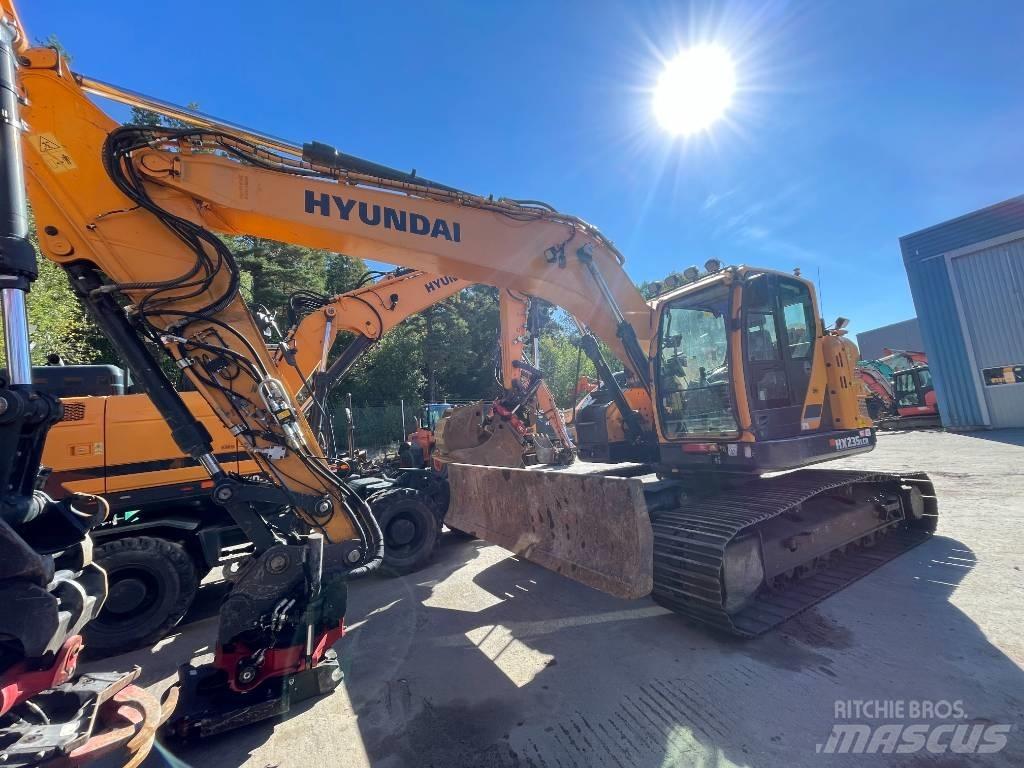 Hyundai HX235 Bandgrävare