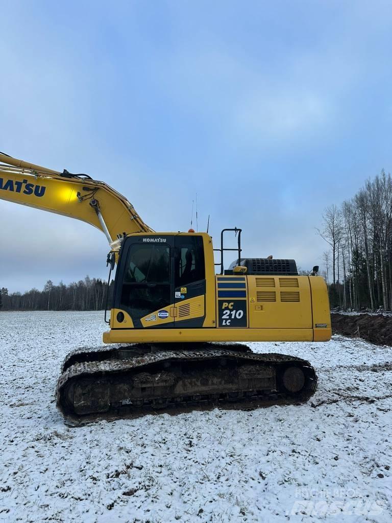 Komatsu PC210LC-11 Bandgrävare