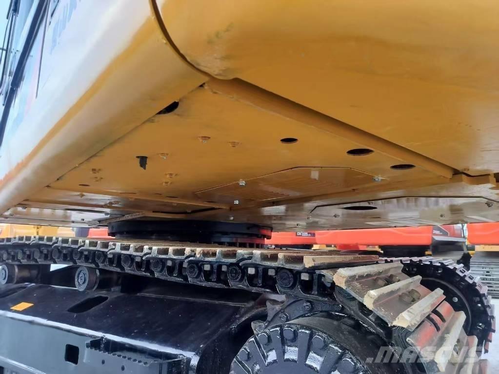 CAT 320 D2L Bandgrävare