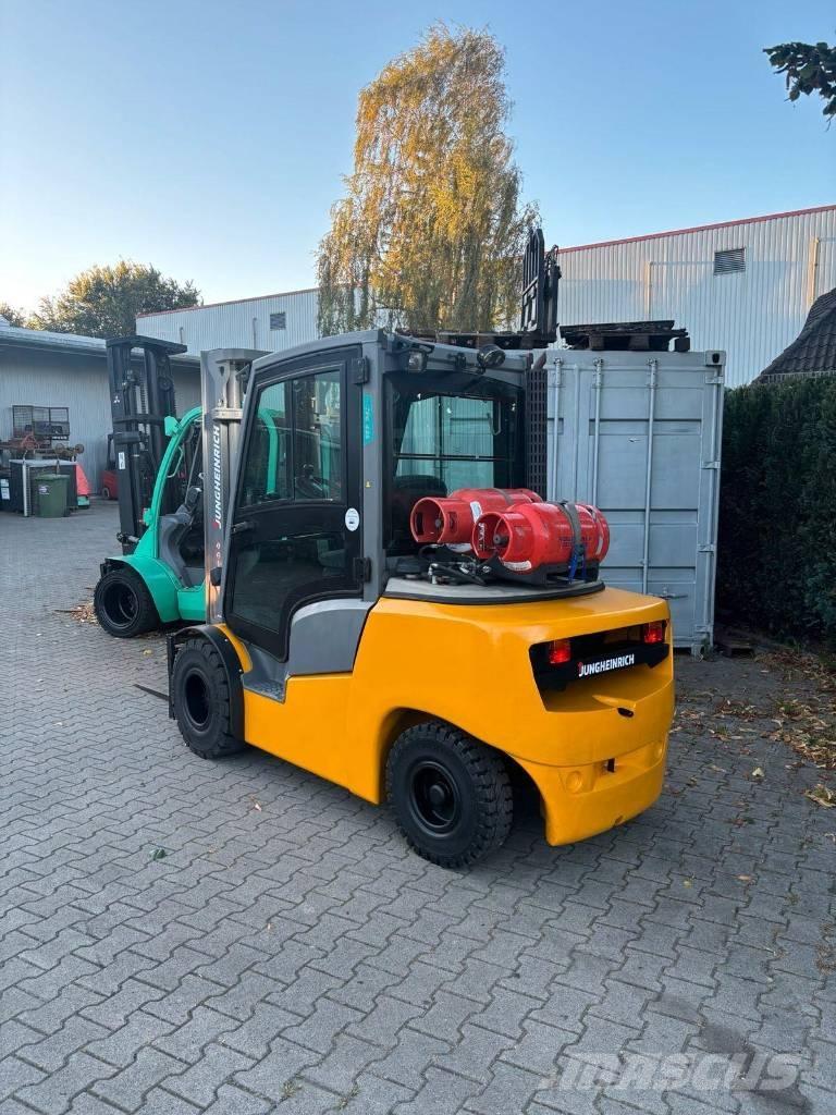 Jungheinrich TFG 435 Gasolmotviktstruckar