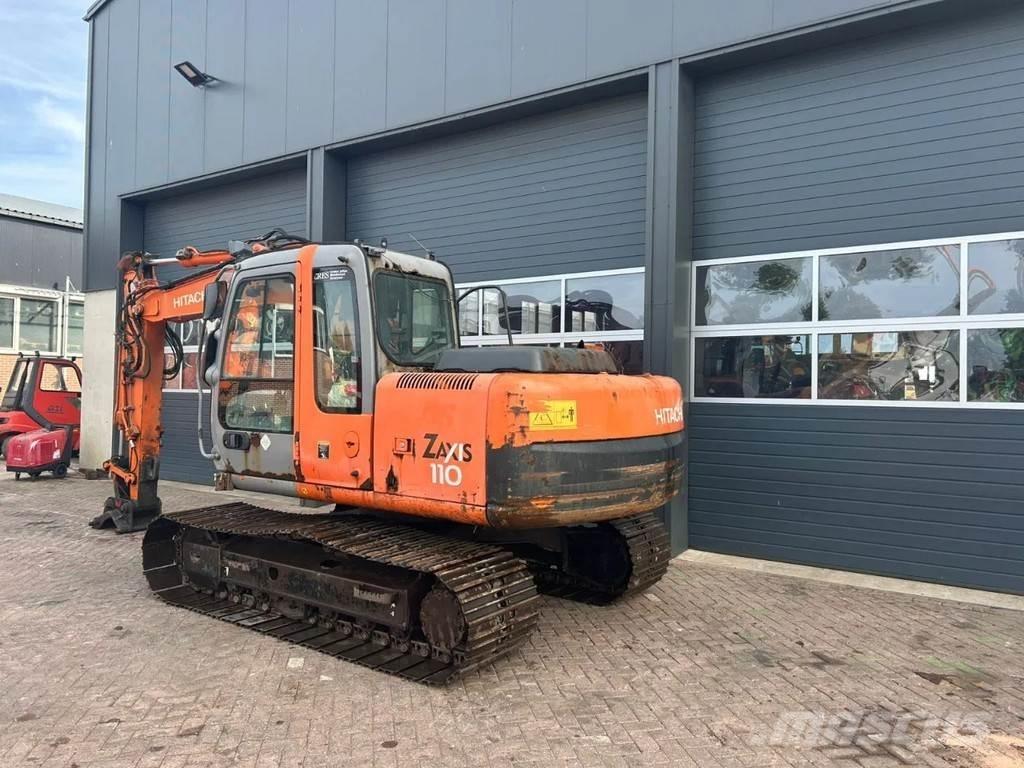 Hitachi ZX110 Midigrävmaskiner 7t - 12t
