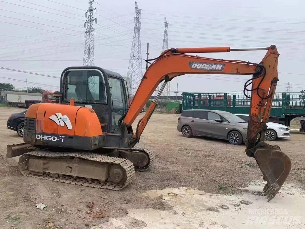 Doosan DH 60 Minigrävare < 7t