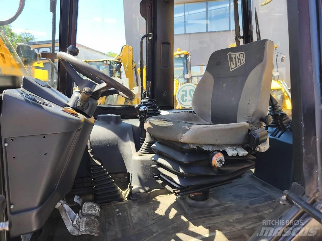 JCB 2 CX Grävlastare