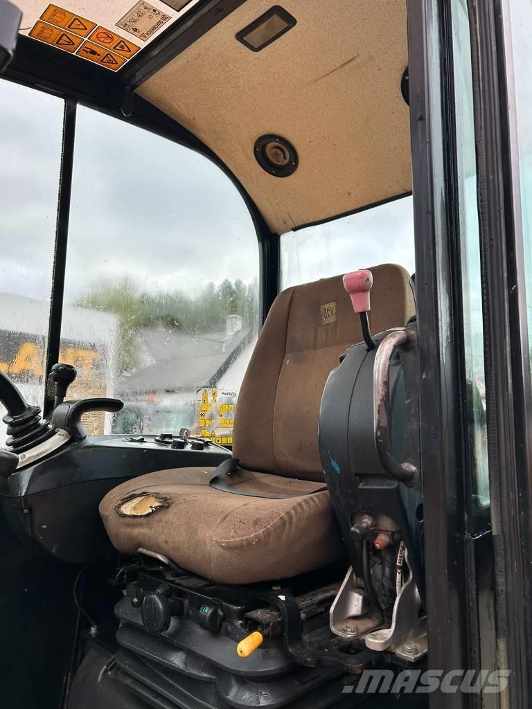JCB 8065 RTS Minigrävare < 7t