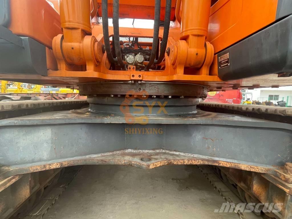 Doosan DX500 LCA Bandgrävare
