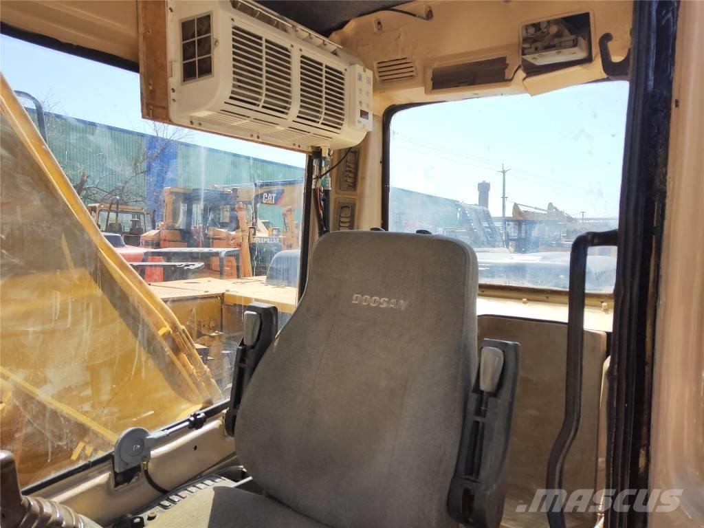 CAT 320B Bandgrävare