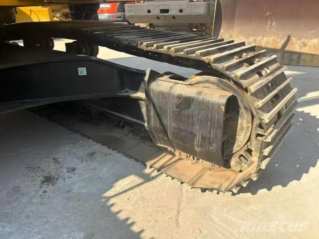 CAT 330D2L Bandgrävare