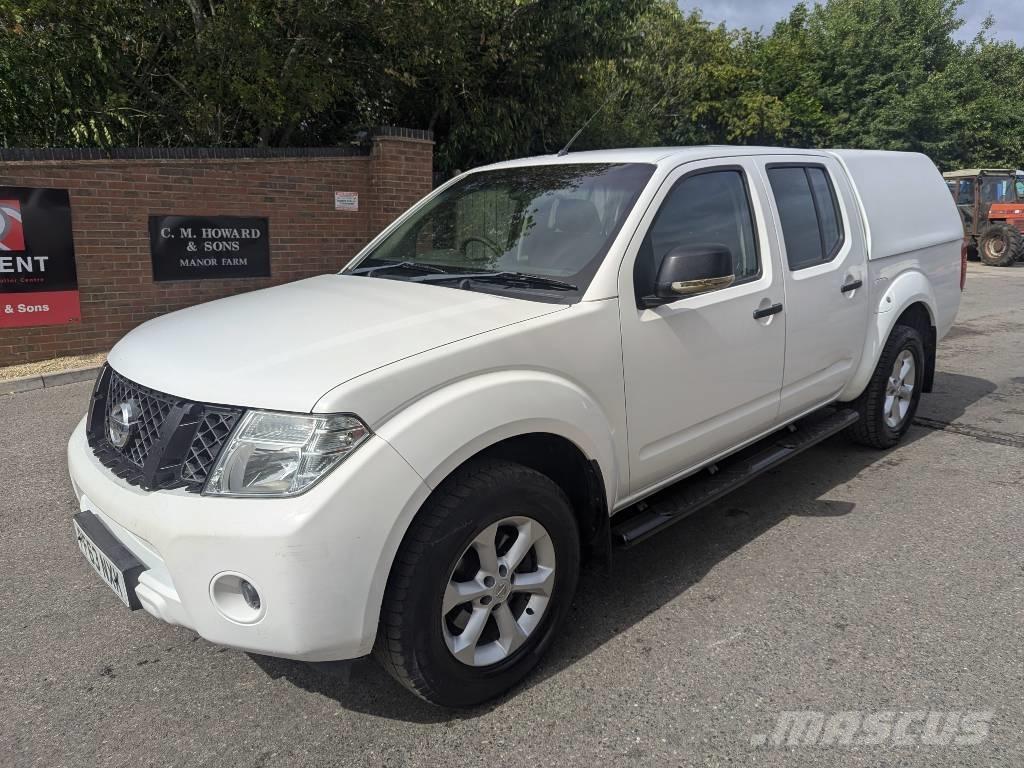 Nissan Navara Flakbilar/Pickuper