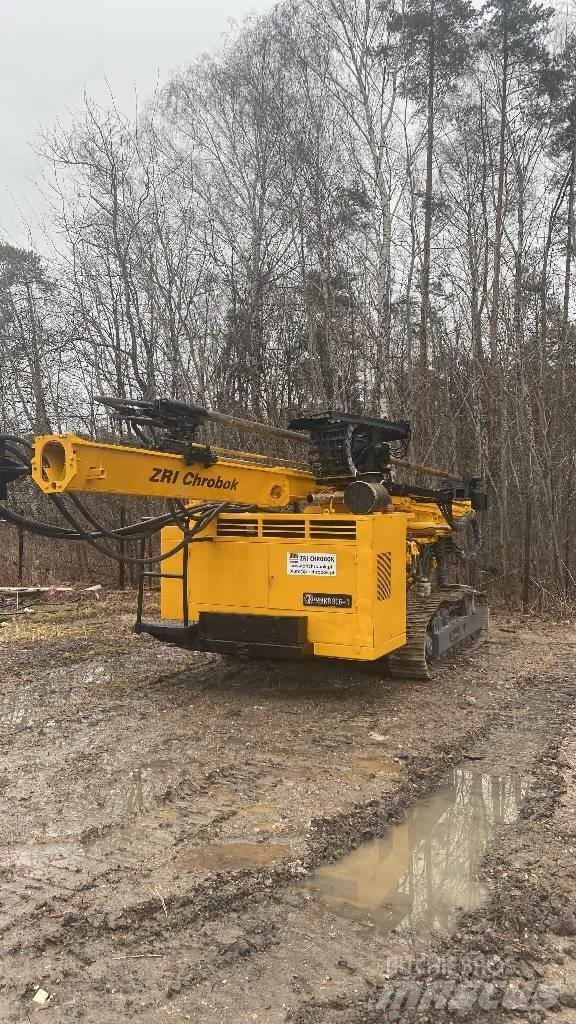 Klemm KR806-1 Pålningsriggar
