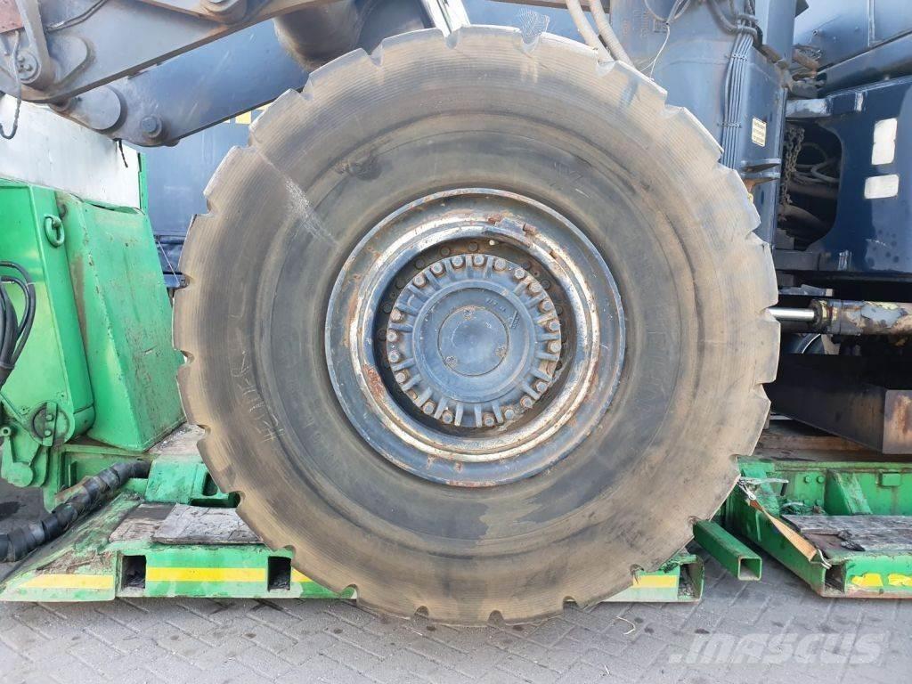 Michelin 29.5 R29 Däck, hjul och fälgar